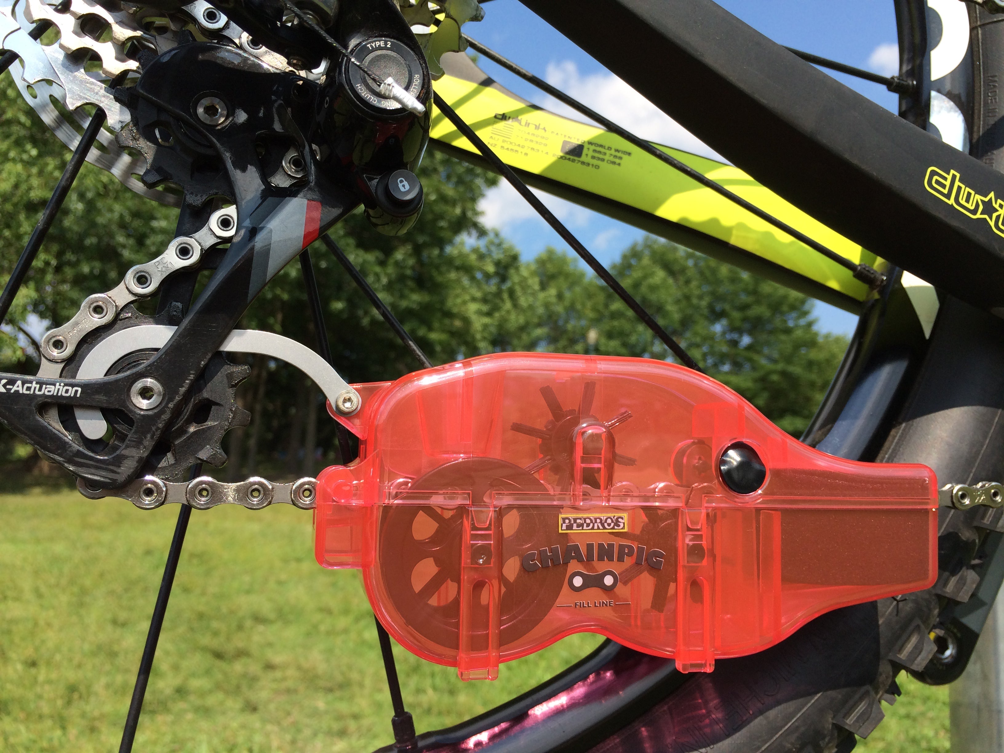 Chain Pig Machine II – pedro's europe - Main Image