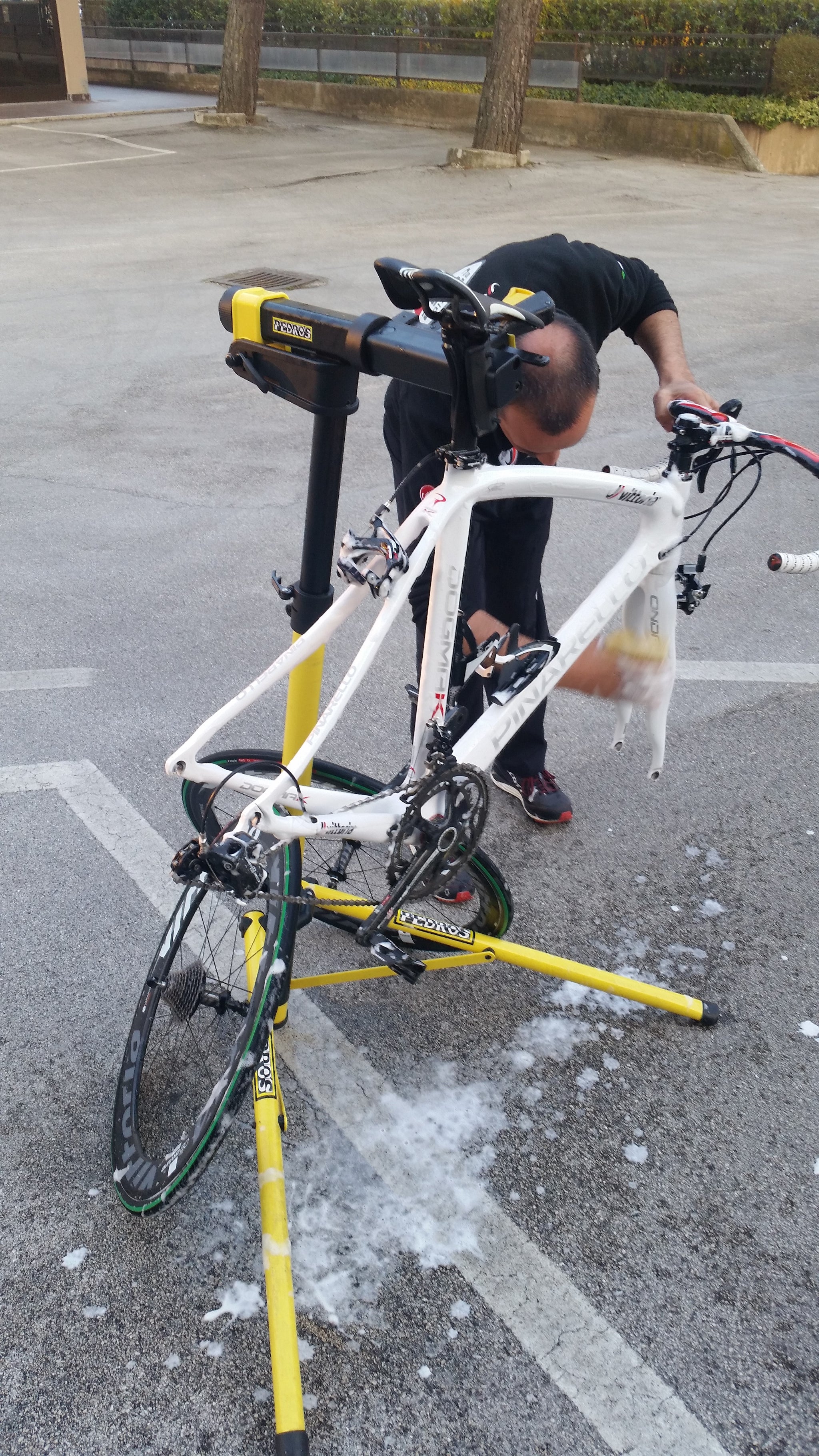 fahrrad montageständer mit kurbel Montageständer klappbar mit Tasche – pedro's europe